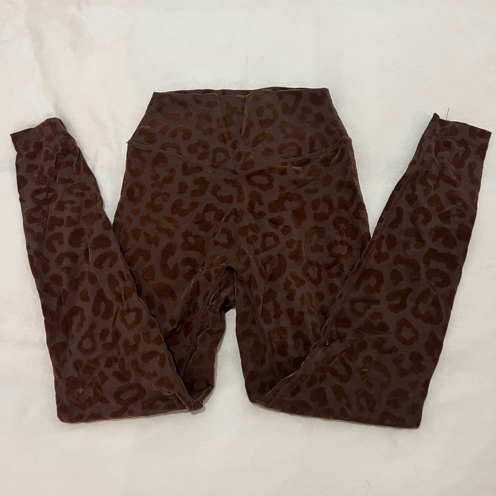 Brown leopard print leggings